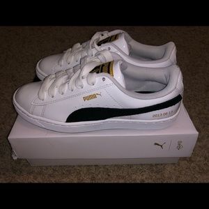 BTS PUMA BASKET PATENT !NEVER BEEN WORN!